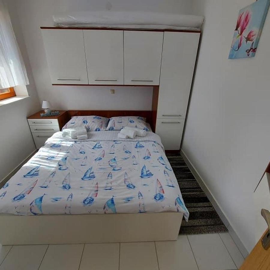 Apartments Hrestak Privlaka  Zewnętrze zdjęcie